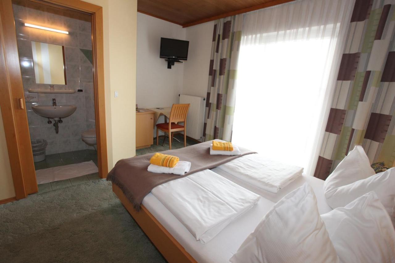 Hotel & Fruehstueckspension Raabtal Feldbach  Εξωτερικό φωτογραφία
