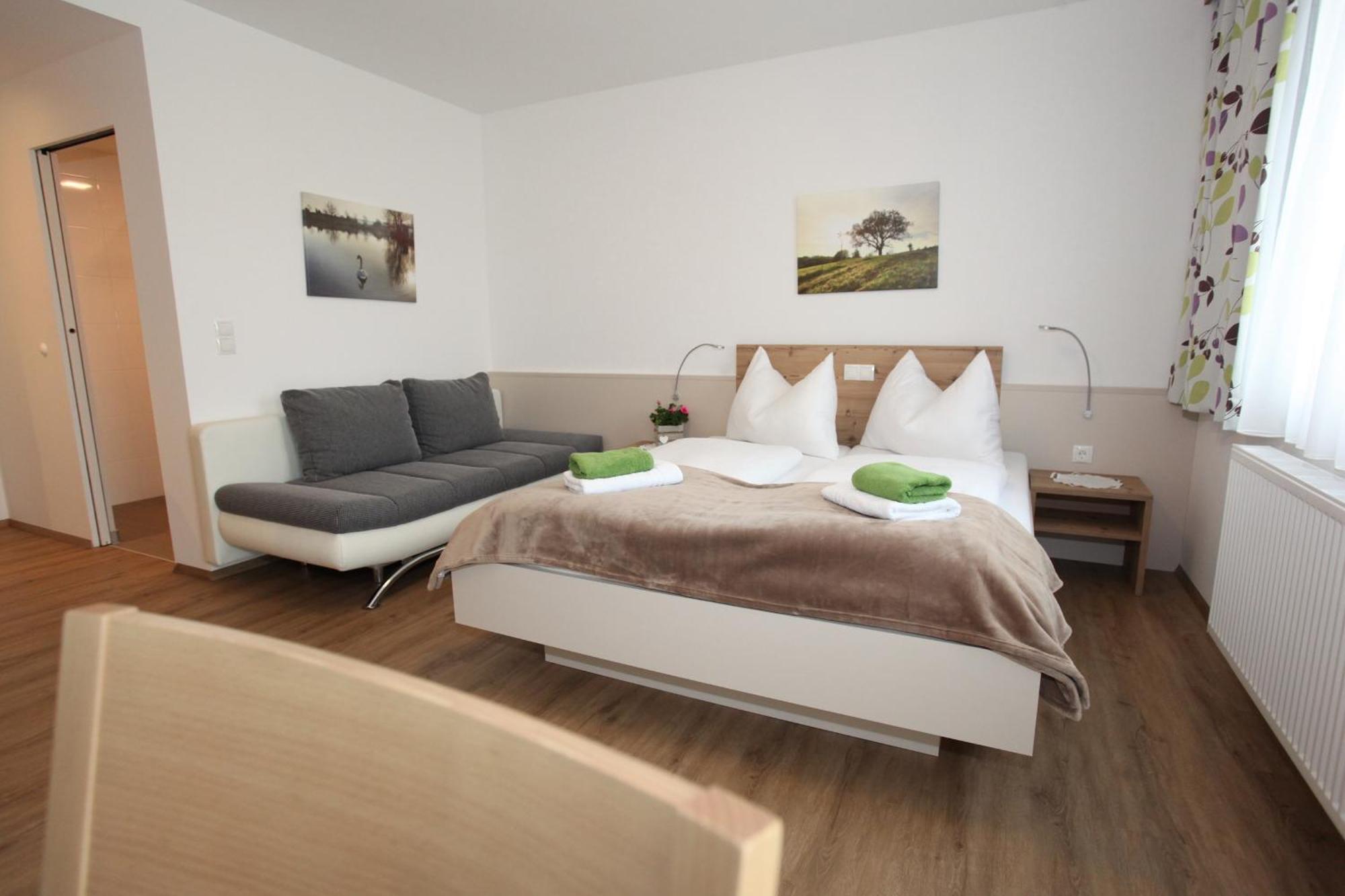 Hotel & Fruehstueckspension Raabtal Feldbach  Εξωτερικό φωτογραφία