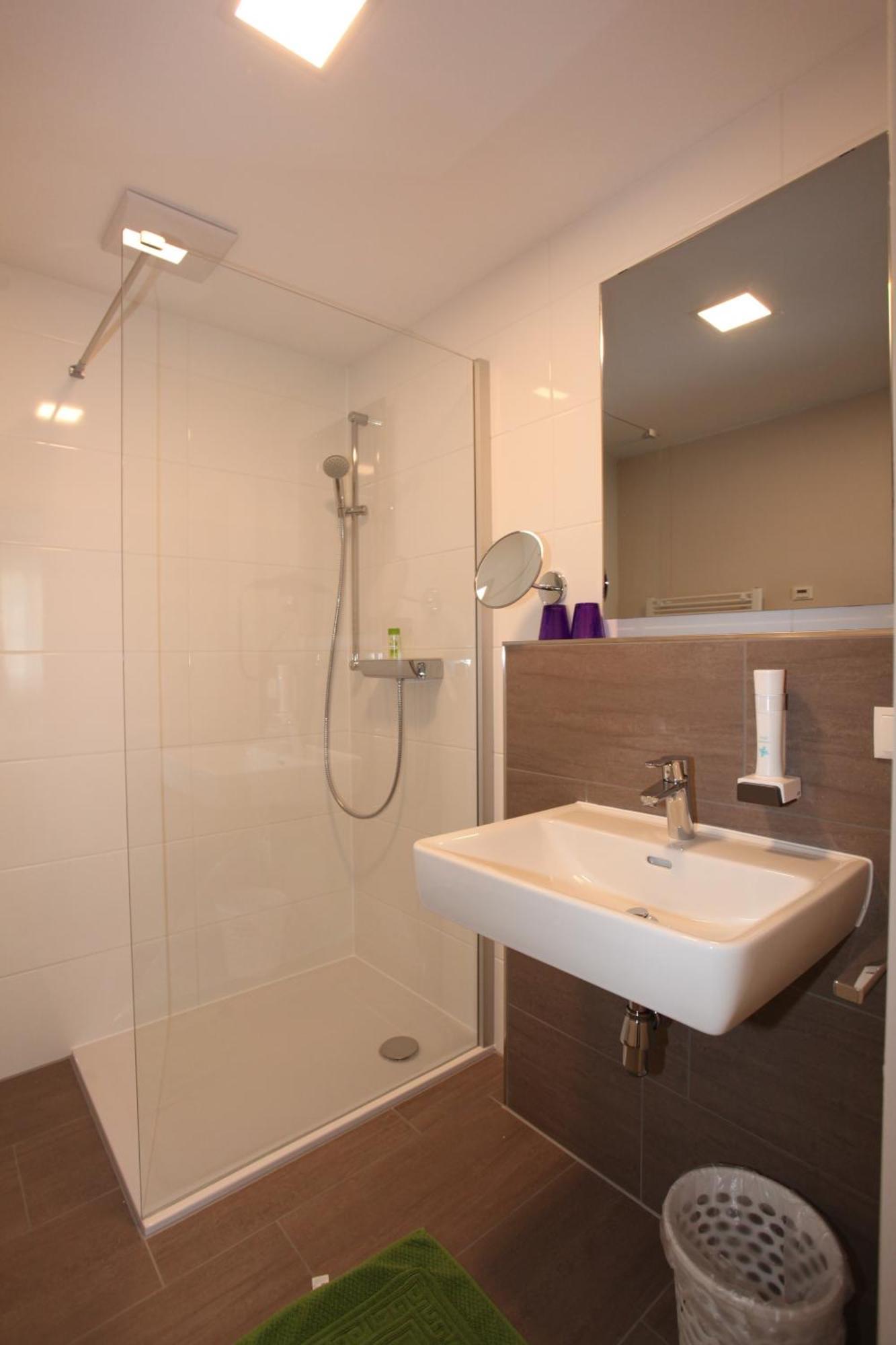 Hotel & Fruehstueckspension Raabtal Feldbach  Εξωτερικό φωτογραφία